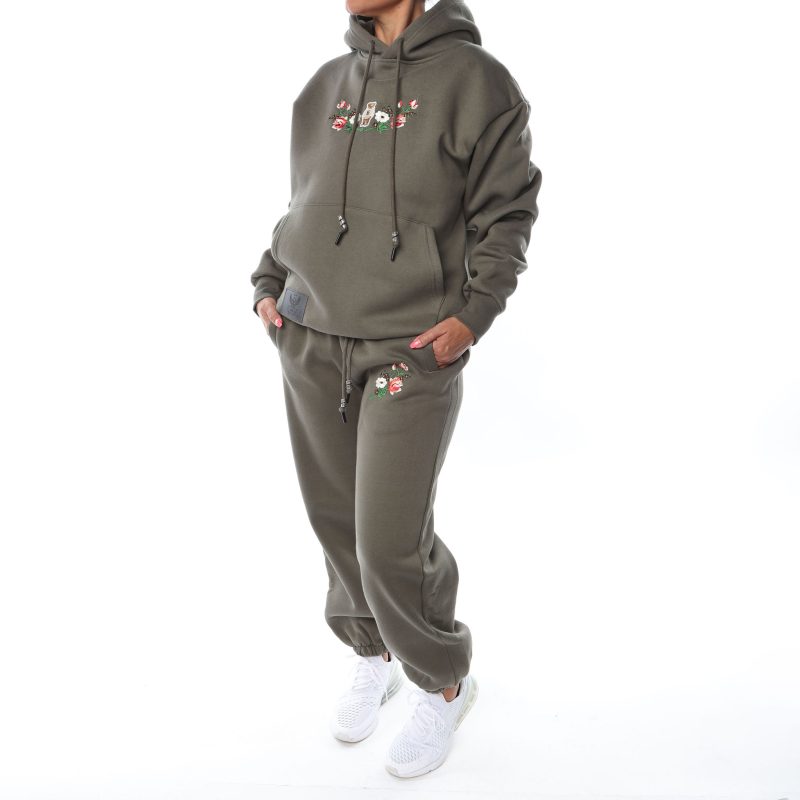 Blossom Comfort Tracksuit - Image 5