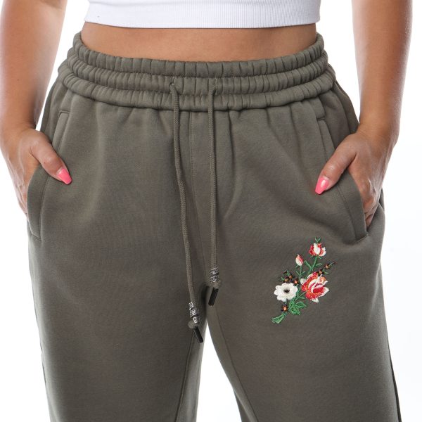 Blossom Comfort Tracksuit - Image 8
