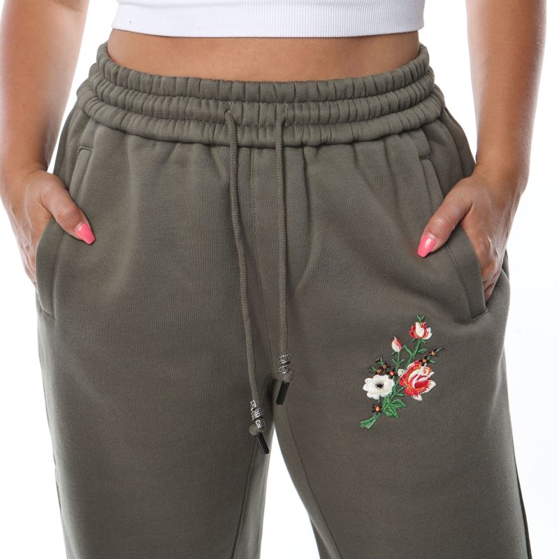 Blossom Comfort Tracksuit - Image 8