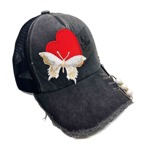 Love Flutter - Image 3